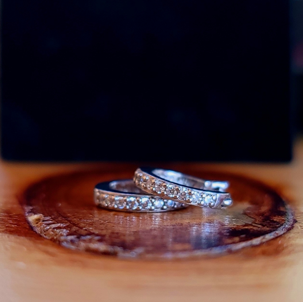 💎Sterling Swarovski Eternity Hoop Earrings